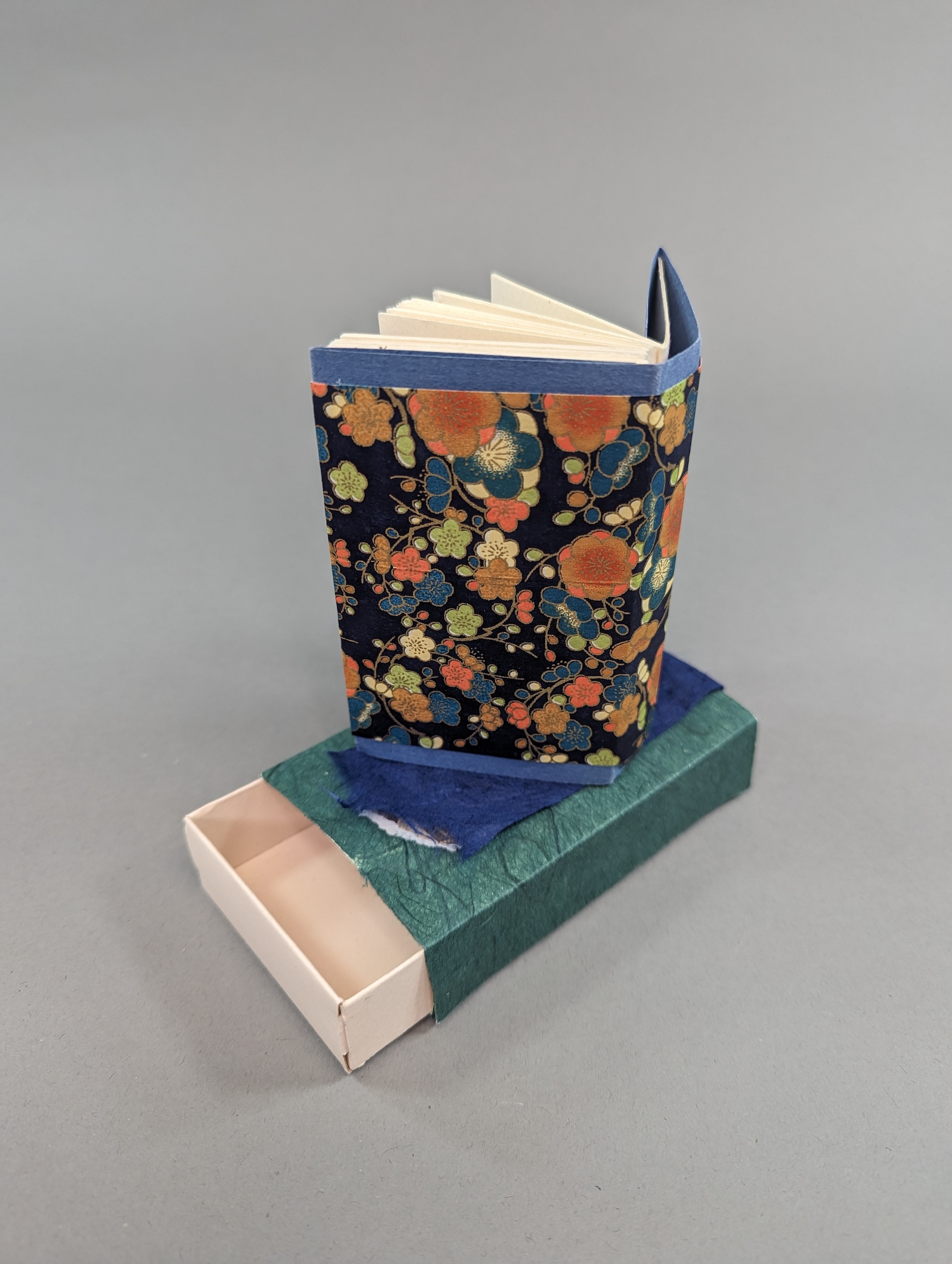 New! Miniature Book & Matchbox Set