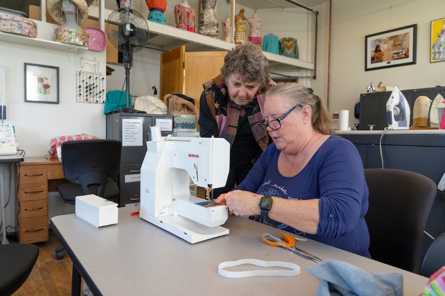 Creative Sewing AM