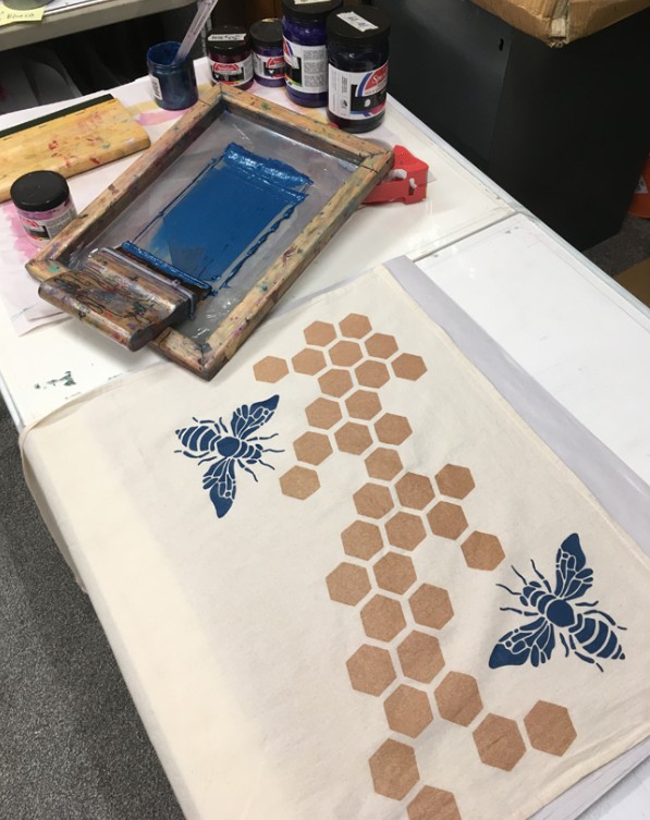 DIY Printing on fabric: printing without a press