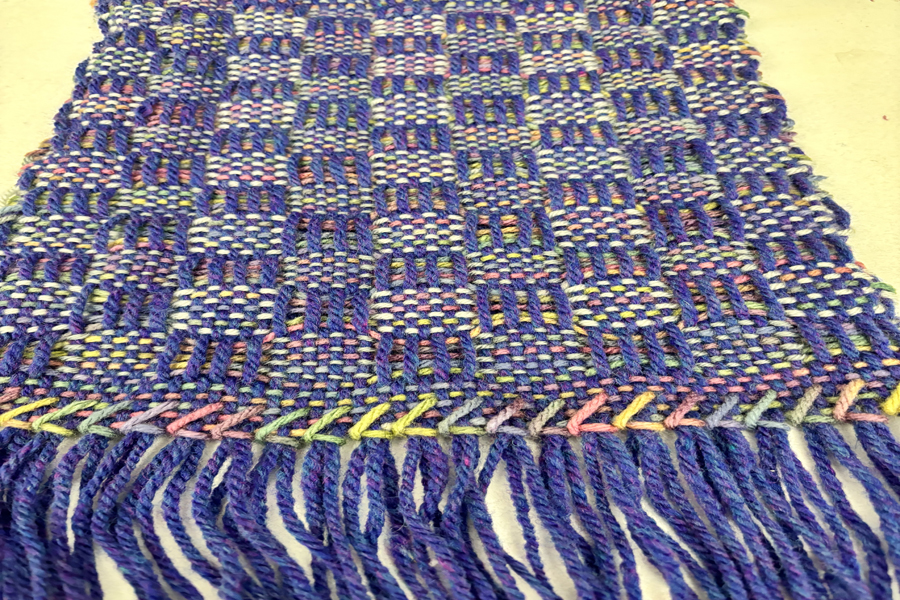 Weaving on Rigid Heddle Loom
