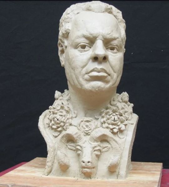 Dynamic Portrait Sculpture