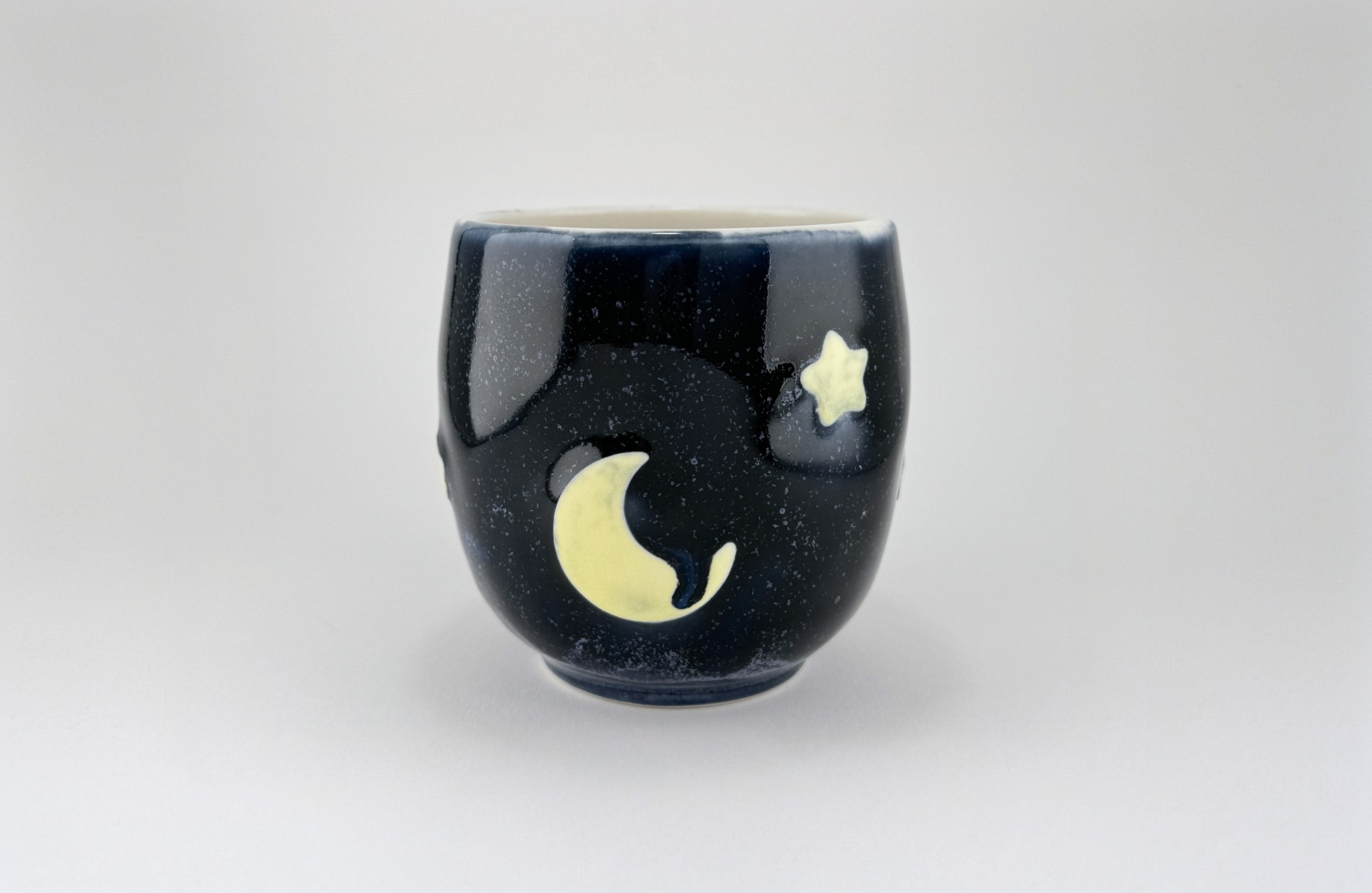 Surface Decoration with Custom Vinyl Cut-Outs