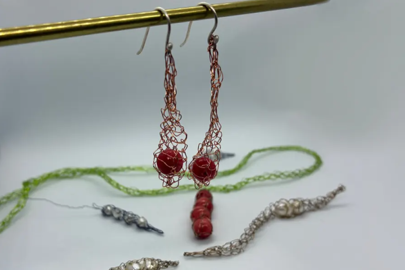 Wire in Bloom: Exploring Organic Forms